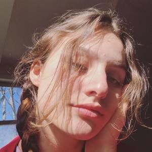 Meet your Posher, Aria